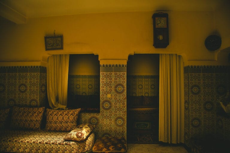 Image for Ayoor Wassagou: Between Ruins, Homes and Coastlines